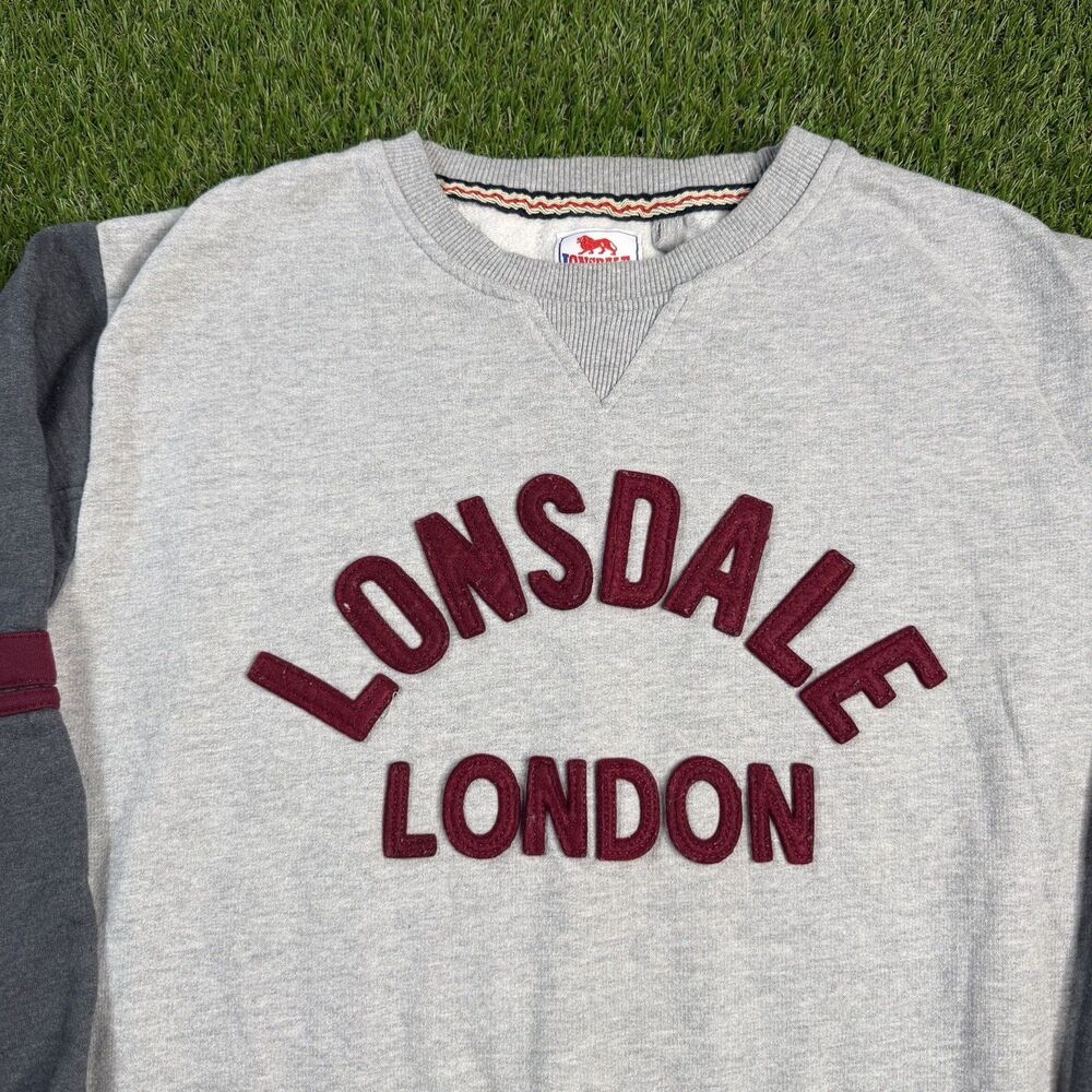 Lonsdale London Gray Spell Out Sweatshirt Men’s Large Gray Logo Pullover Y2K
